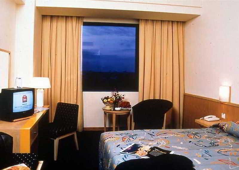 Arcadia Surabaya Hotel Eksteriør bilde